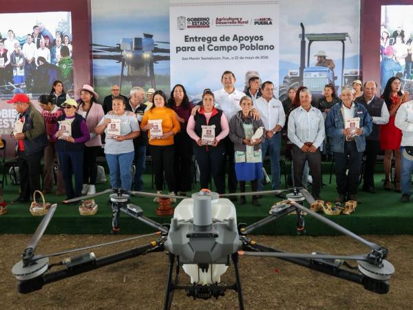 Con maquinaria y apoyos directos, Gobierno Estatal reactiva 200 mil hectáreas de campo