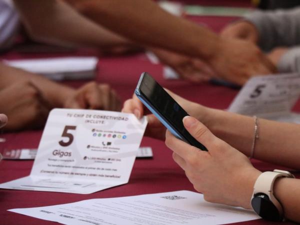 Gobierno de Puebla abre módulos de atención del Programa Becas de Conectividad