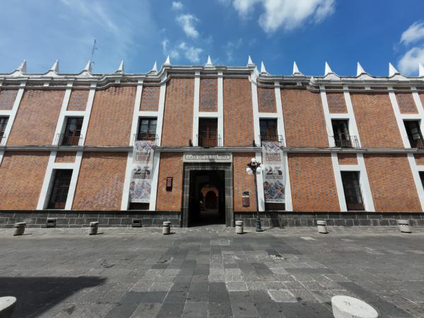 Gobierno estatal impulsa la lectura con presentaciones del Fondo de Cultura Económica