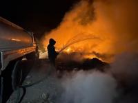Gobierno del Estado combate incendio en Acatl&aacute;n de Osorio