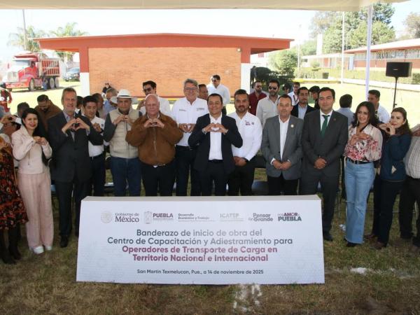 Puebla consolida infraestructura para profesionalizar el transporte de carga