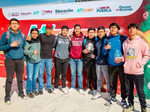 Clausura UTTECAM la Universiada Deportiva y Cultural 2025