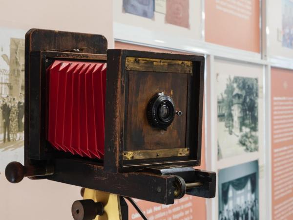 Atesora la Fototeca Juan C. Méndez 200 mil fotografías entre retratos y paisajes