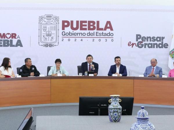 En Puebla se impulsa un transporte con legalidad y sin corrupción: Armenta llama a alcaldes a respetar la ley