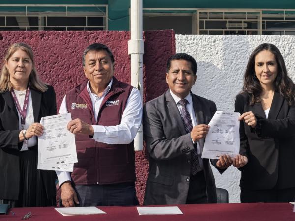 COBAEP y Universidad Metropolitana firman alianza para impulsar el talento poblano