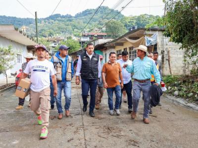 Gobierno del Estado de Puebla brinda atención oportuna a afectados por frente frío 16 en sierra norte