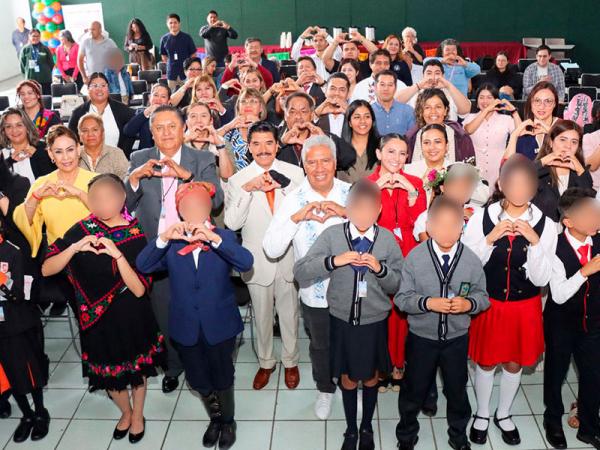 Secretaría de Educación realiza Feria Cultural de Inglés