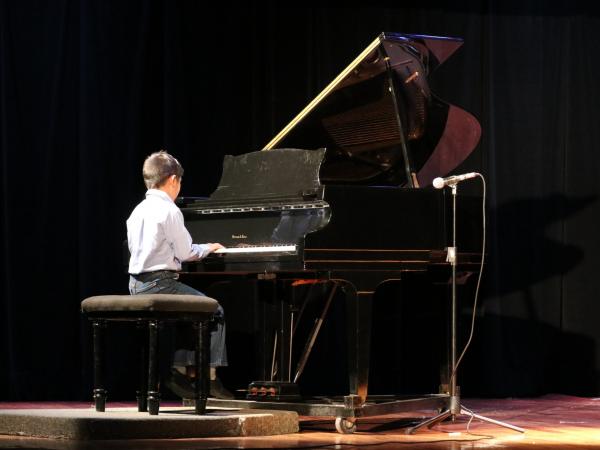 Invitan a docentes a participar en Talleres de Iniciación Artística 2026