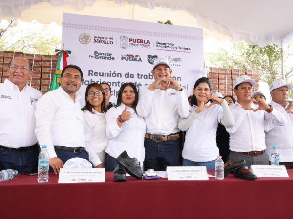 Impulsa Gobierno Estatal proyecto para procesar piel y fortalecer industria del calzado