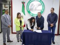 UTTECAM formaliza convenios para el desarrollo del Modelo de Educación Dual