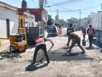 Fortalece Gobierno de Puebla bacheo en la capital poblana