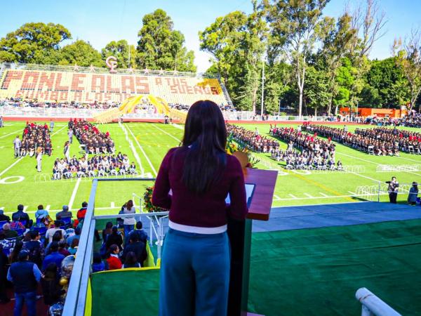 Con cercanía, Secretaría de Deporte y Juventud inspira a estudiantes del CENHCH