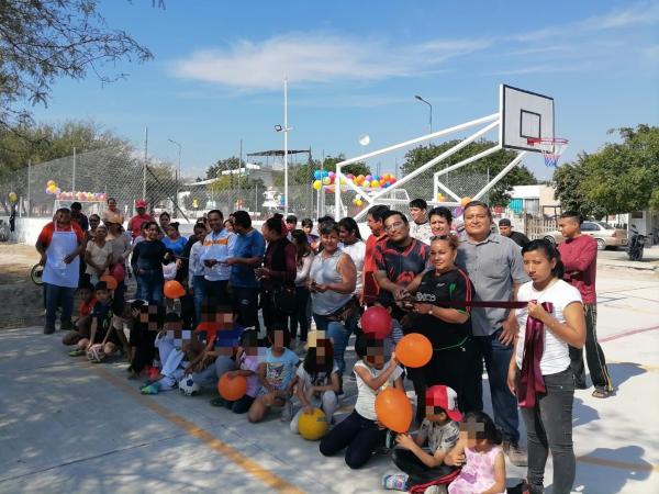 Inauguran canchas rehabilitadas del programa de Obra Comunitaria en Tehuacán