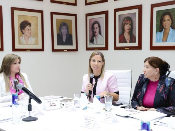 Sesiona Patronato del SEDIF e impulsa acciones por el bienestar familiar 