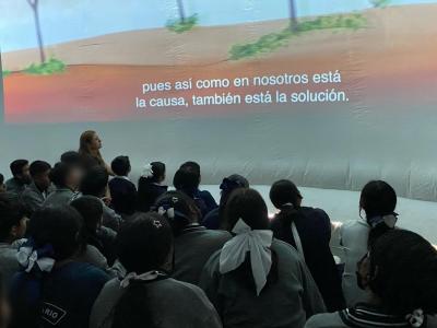 Lleva CEASPUE actividades de Domo del Agua a niñas y niños de Acajete