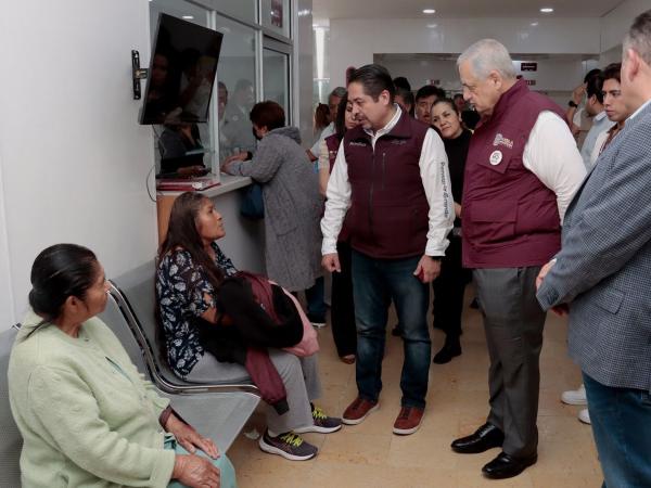 Permanente sinergia entre SEDIF e ISSSTEP elevará calidad en servicios de salud estatales