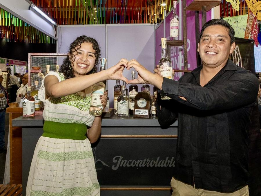 Industria restaurantera y estados invitados reconocen organización del Encuentro Nacional de Mezcal
