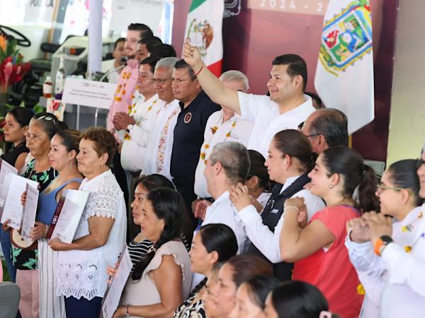 Recuperan gobierno federal y estatal escuelas afectadas por lluvias en Pantepec